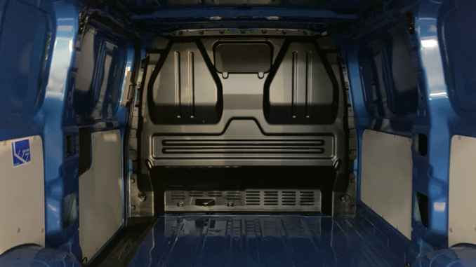 Volkswagen Transporter T32 Swb Diesel 2.0 TDI 150 Commerce Pro S Van [5 Plus] - Image 20